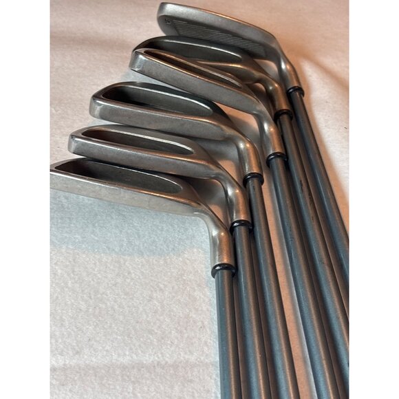 callawat Golf Iron Set 3-9 Steel Shaft Right-Handed Pre-Owned - Picture 2 of 16